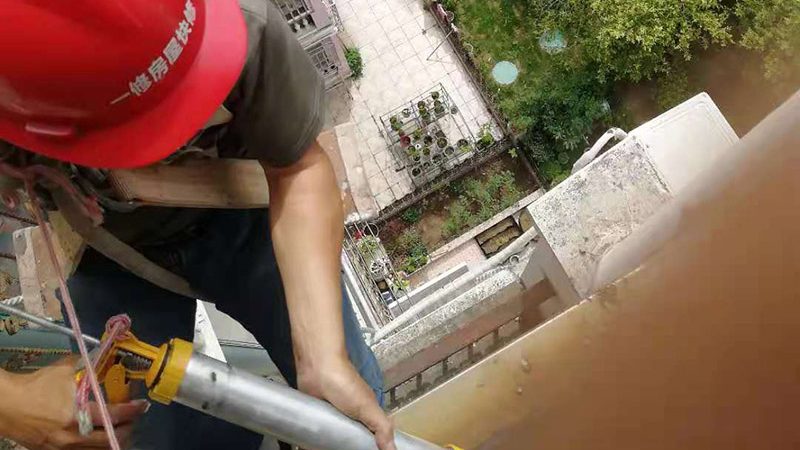 以下是一些广州地区具有良好口碑的防水涂料施工公司，供您参考：